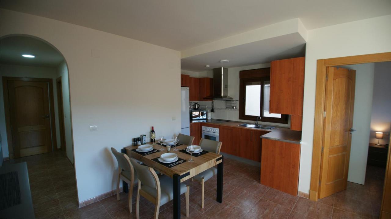 Apartment Vista Del Castillo เบเลซ เด เบเนาดาญา ภายนอก รูปภาพ